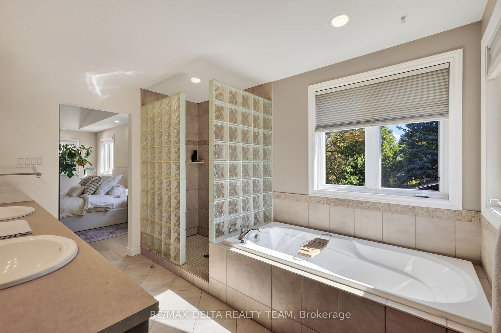 Photo 39 of 489 Evered Avenue, Ottawa, Westboro/Hampton Park — HOMEH