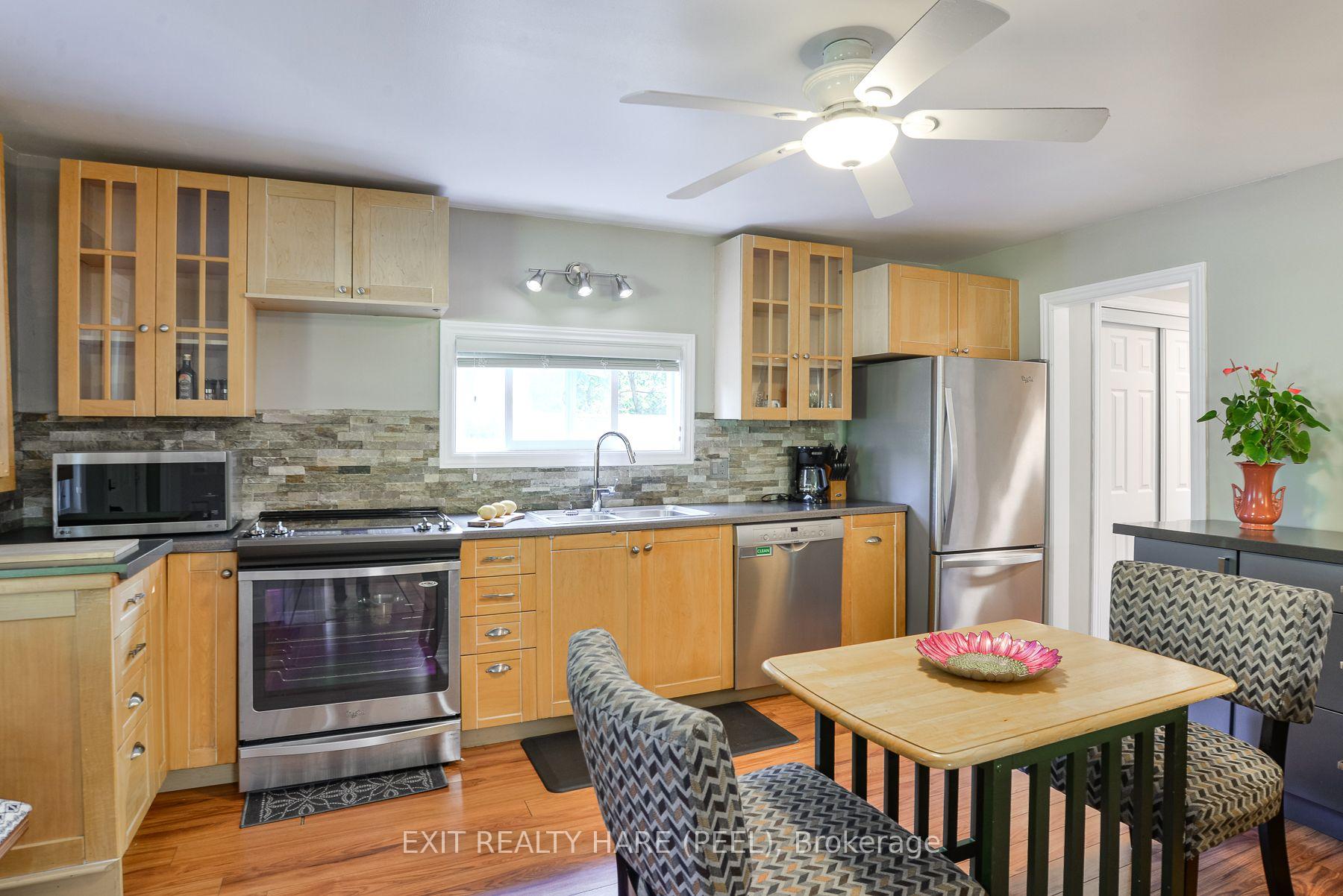 Photo 5 of 1082 Lambert Road, Bracebridge, Oakley — HOMEH