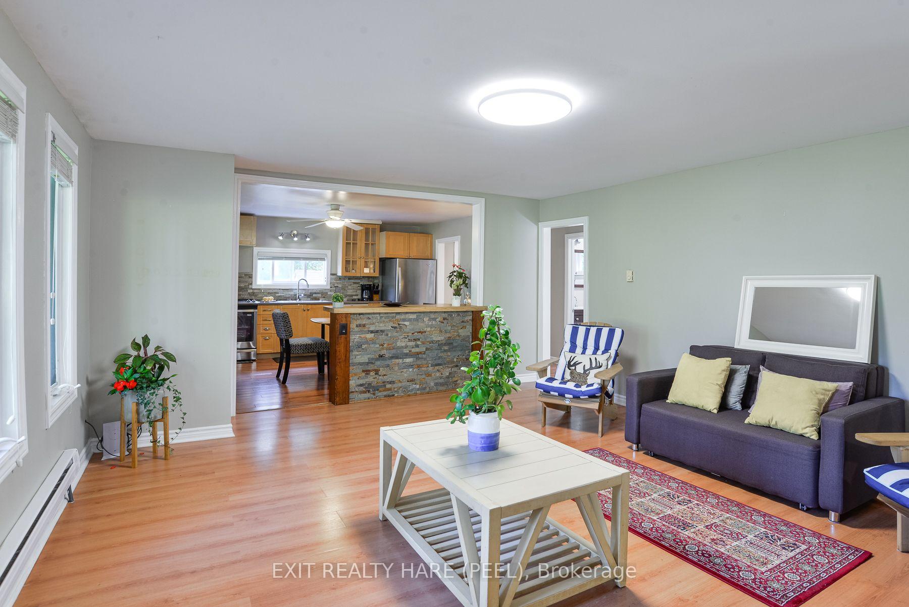 Photo 7 of 1082 Lambert Road, Bracebridge, Oakley — HOMEH
