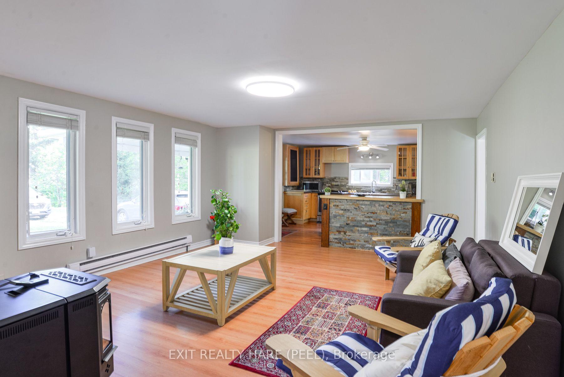 Photo 8 of 1082 Lambert Road, Bracebridge, Oakley — HOMEH