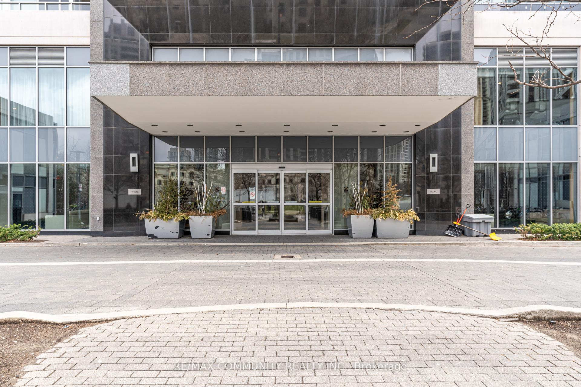Photo 4 of Unit 1008, 120 Harrison Garden Boulevard, North York, Willowdale East — HOMEH