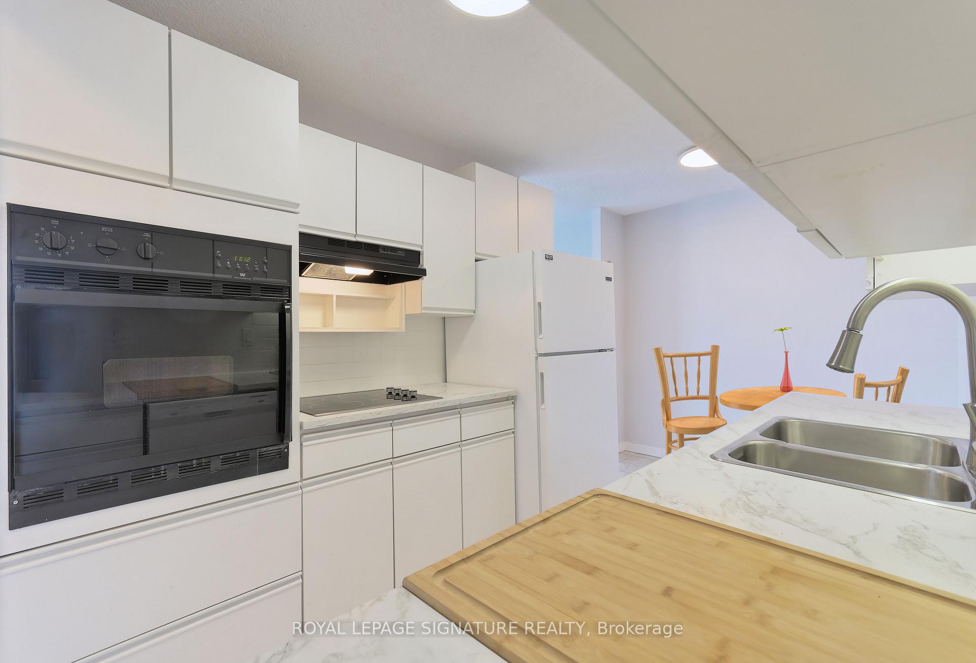 Photo 14 of Unit 607, 19 Woodlawn Road E, Guelph, Riverside Park — HOMEH