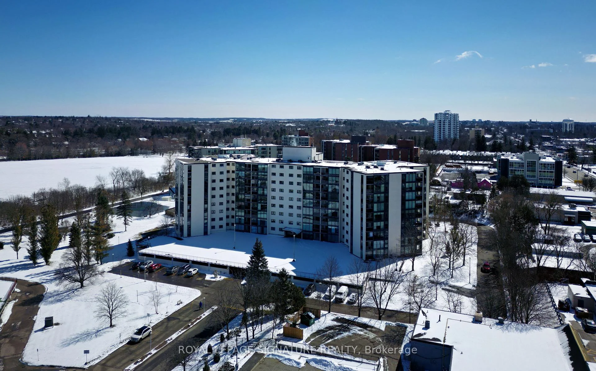 Photo 2 of Unit 607, 19 Woodlawn Road E, Guelph, Riverside Park — HOMEH