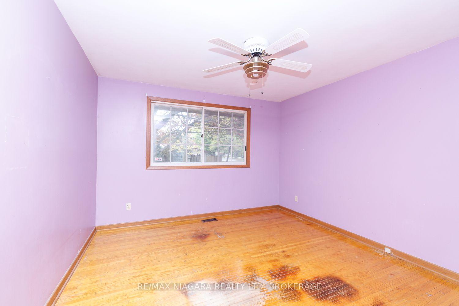 Photo 10 of 4344 Pettit Avenue, Niagara Falls, Morrison — HOMEH