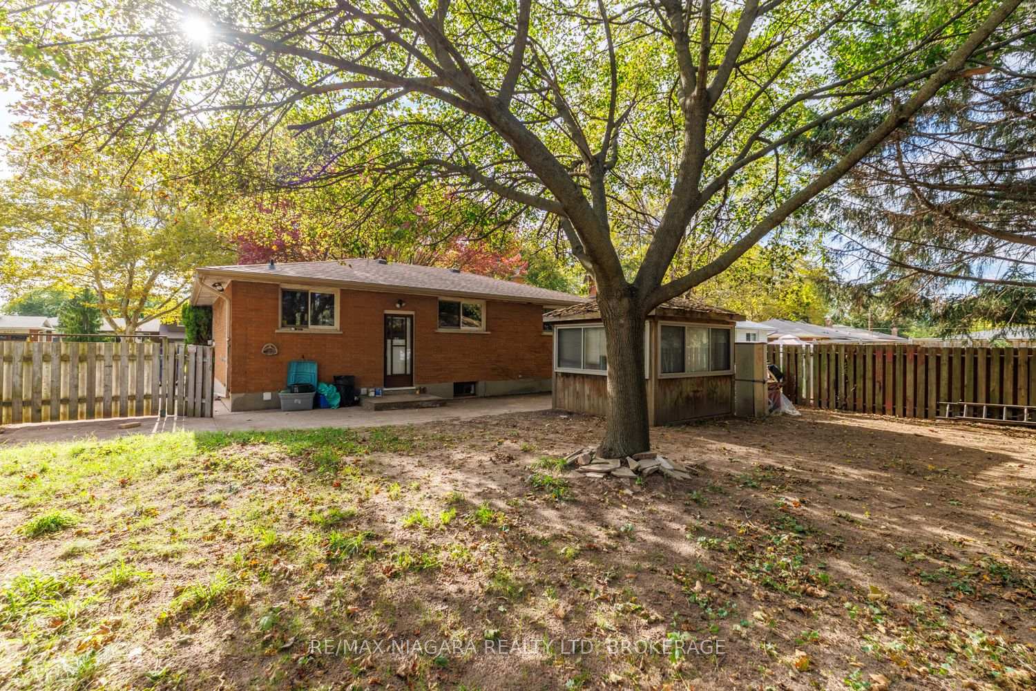 Photo 26 of 4344 Pettit Avenue, Niagara Falls, Morrison — HOMEH