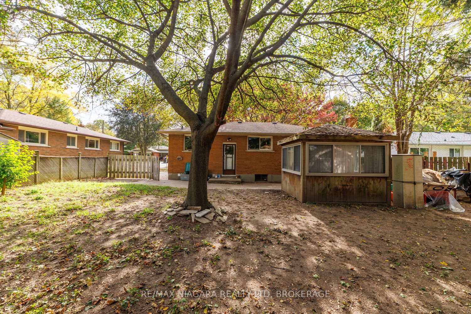 Photo 30 of 4344 Pettit Avenue, Niagara Falls, Morrison — HOMEH