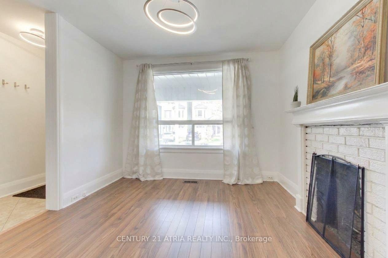Photo 7 of 43 Torrens Avenue, Toronto, Broadview North — HOMEH