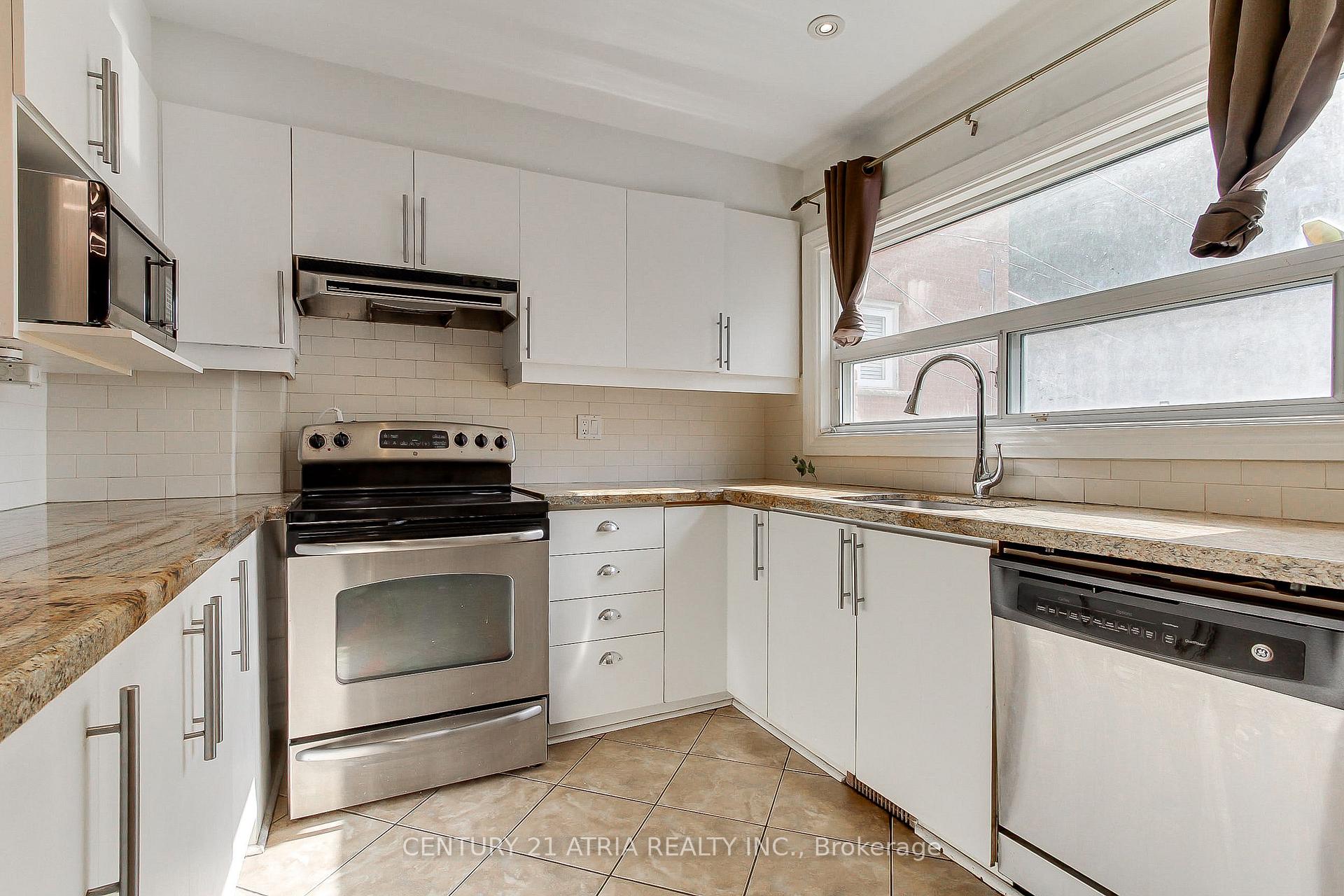 Photo 13 of 43 Torrens Avenue, Toronto, Broadview North — HOMEH