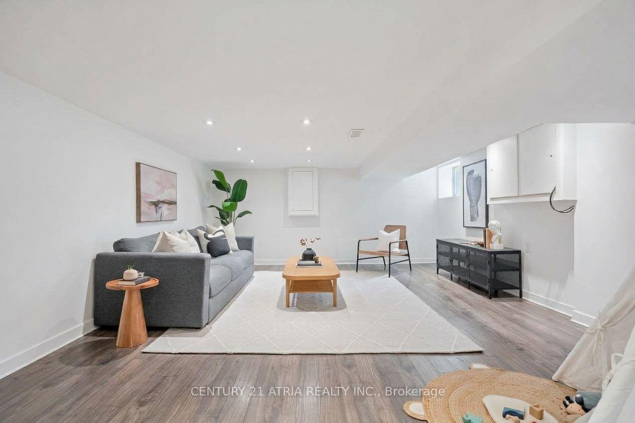 Photo 27 of 43 Torrens Avenue, Toronto, Broadview North — HOMEH