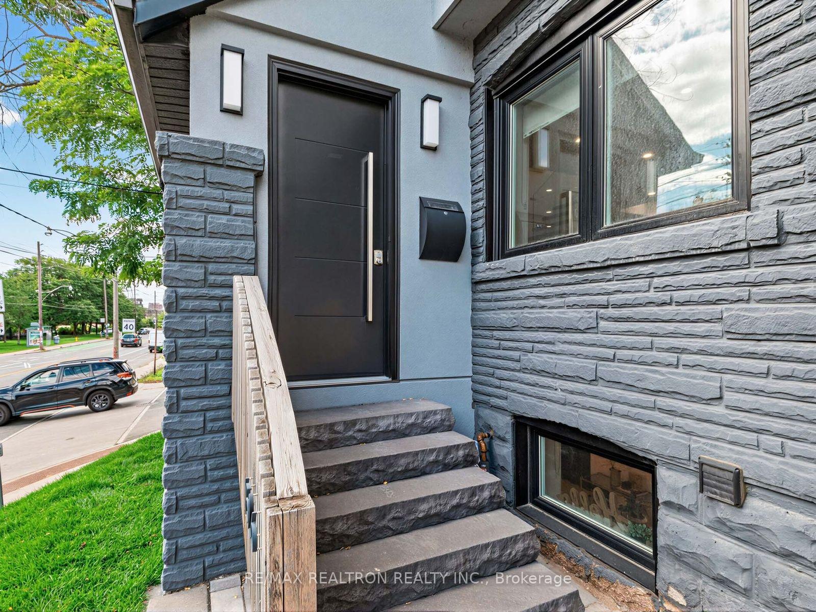 Photo 3 of 1526 Davenport Road, Toronto, Corso Italia-Davenport — HOMEH