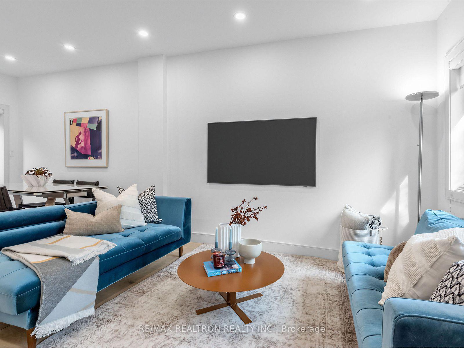 Photo 5 of 1526 Davenport Road, Toronto, Corso Italia-Davenport — HOMEH