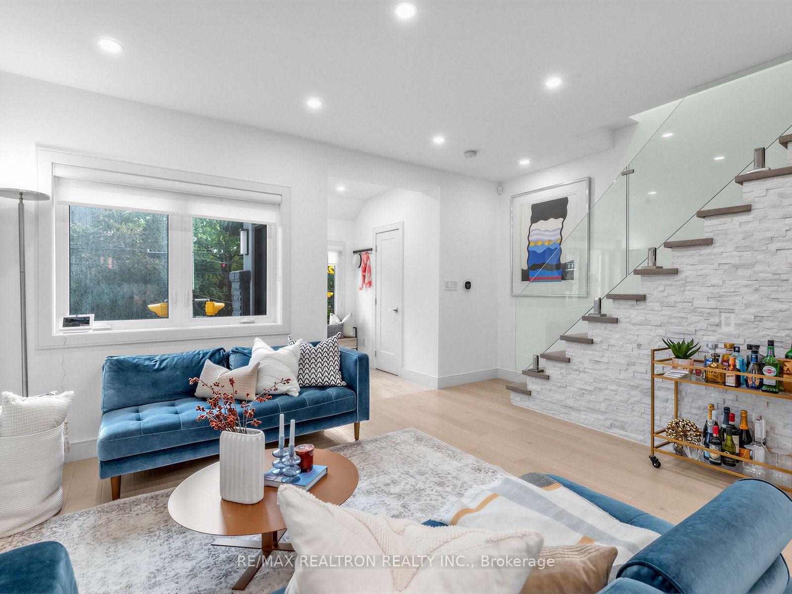 Photo 7 of 1526 Davenport Road, Toronto, Corso Italia-Davenport — HOMEH