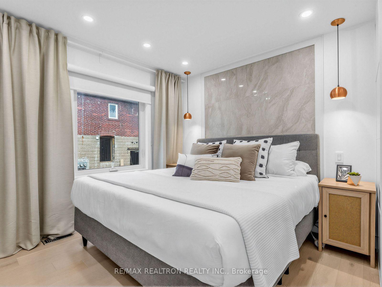 Photo 13 of 1526 Davenport Road, Toronto, Corso Italia-Davenport — HOMEH