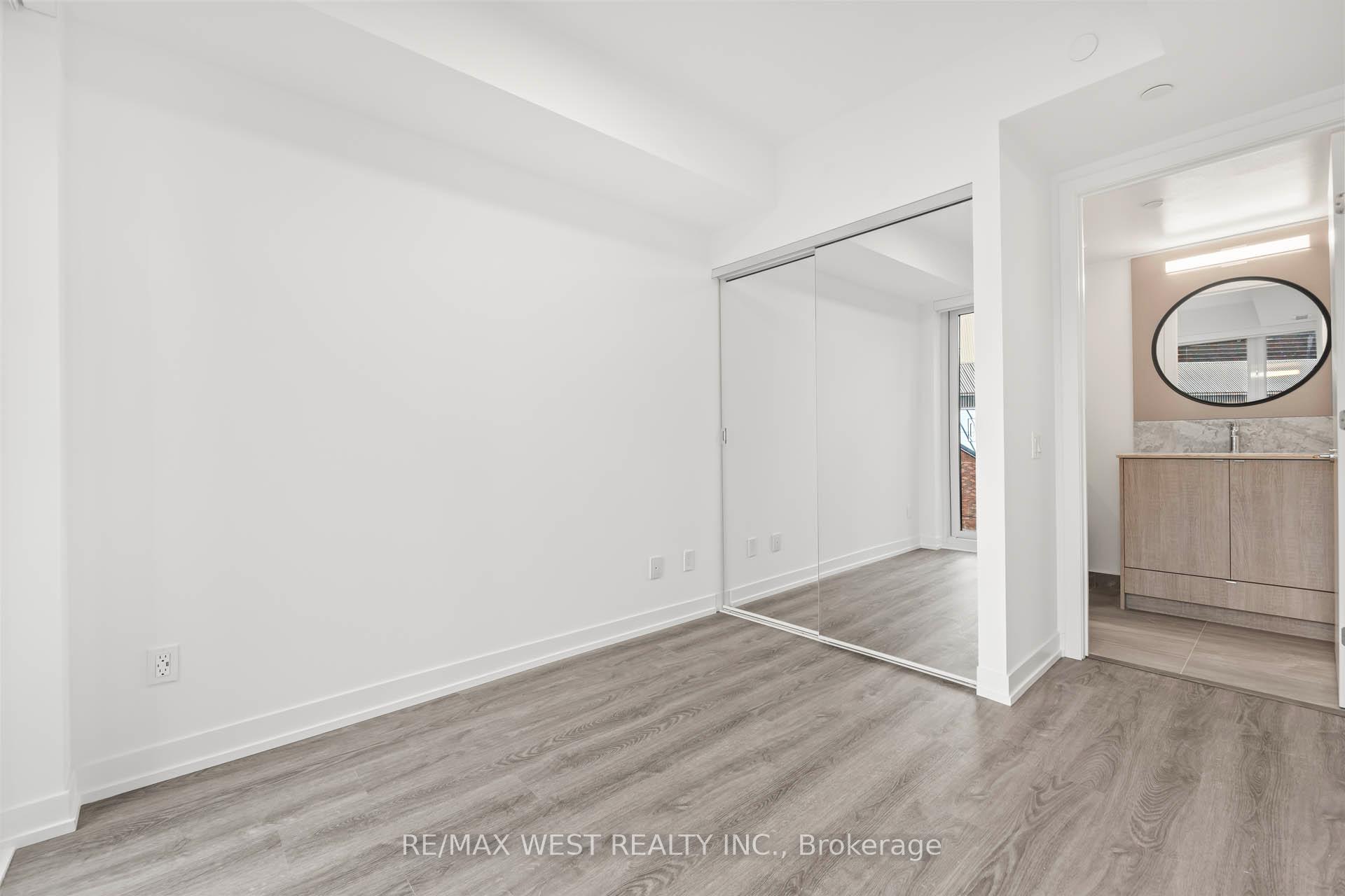Photo 13 of Unit 906, 771 Yonge Street, Toronto, The Annex — HOMEH