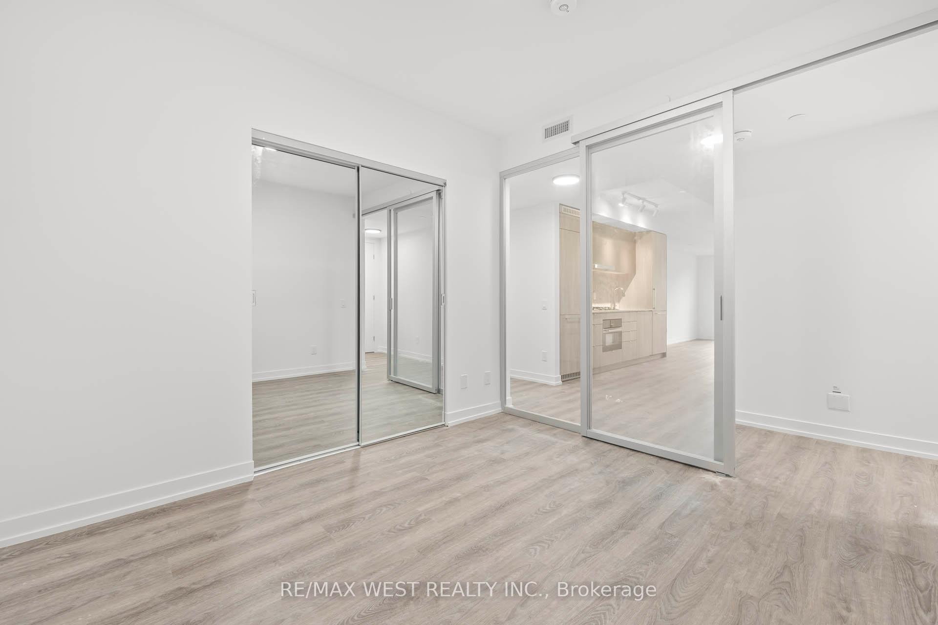Photo 16 of Unit 906, 771 Yonge Street, Toronto, The Annex — HOMEH