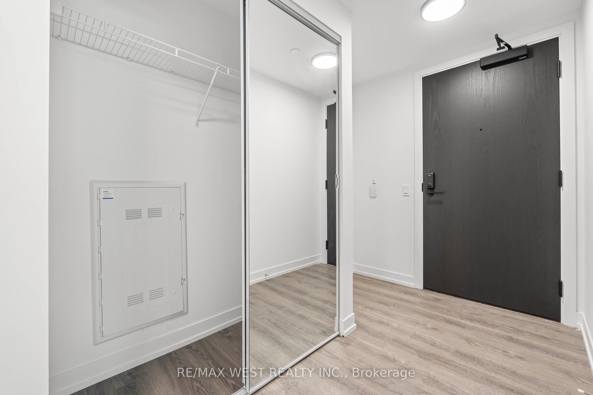 Photo 18 of Unit 906, 771 Yonge Street, Toronto, The Annex — HOMEH
