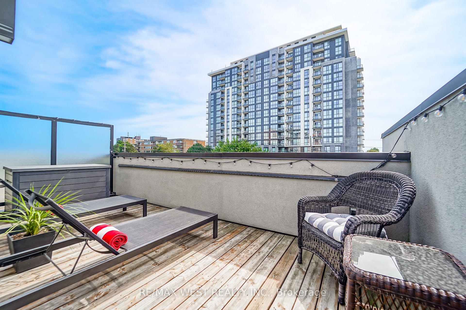 Photo 15 of 47 Pony Farm Drive, Etobicoke, Willowridge-Martingrove-Richview — HOMEH