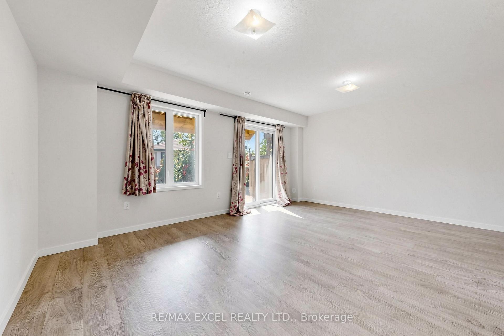 Photo 44 of 19 Ambler Lane, Richmond Hill, Crosby — HOMEH