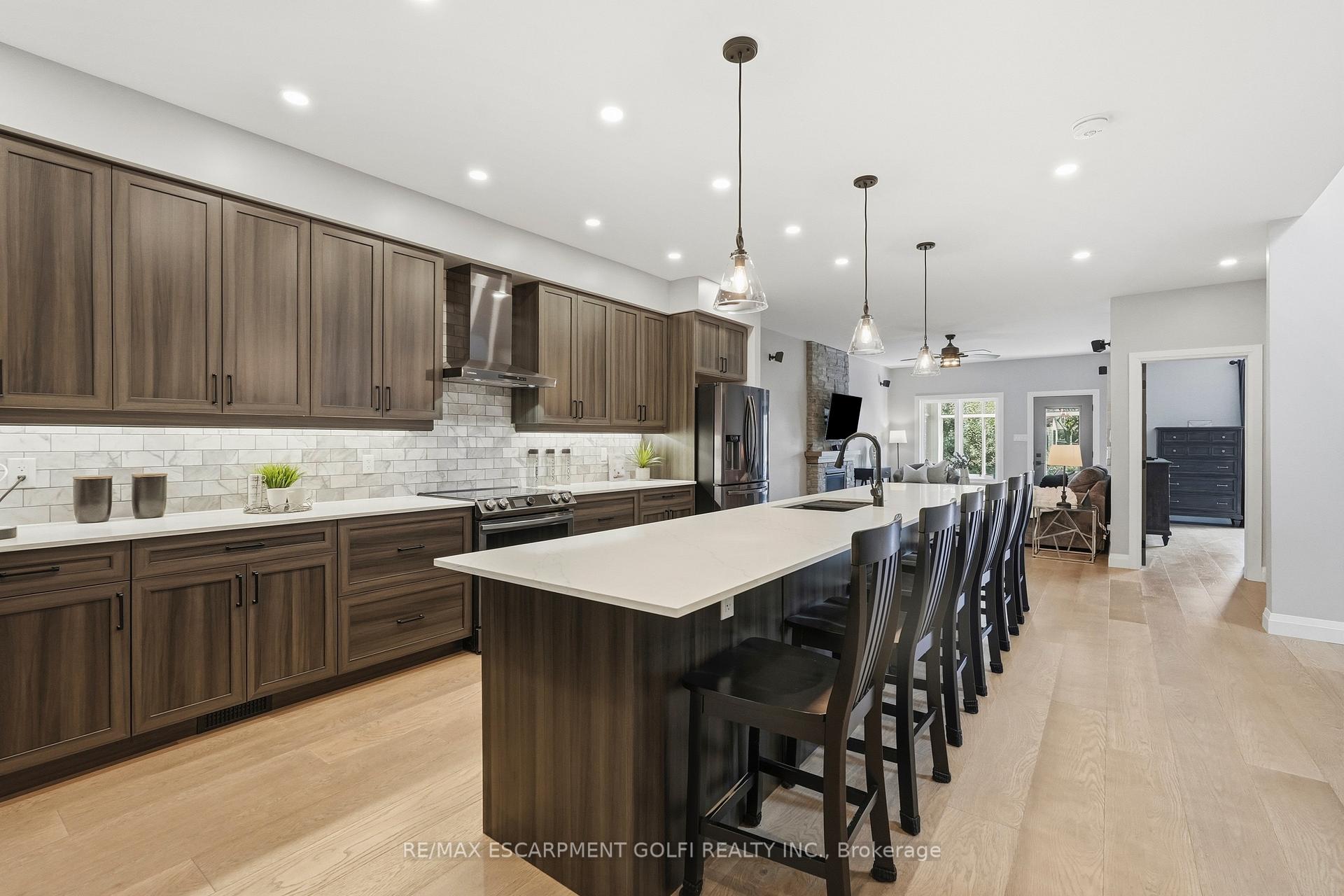 Photo 3 of 3614 Henshaw Place, Burlington, Roseland — HOMEH