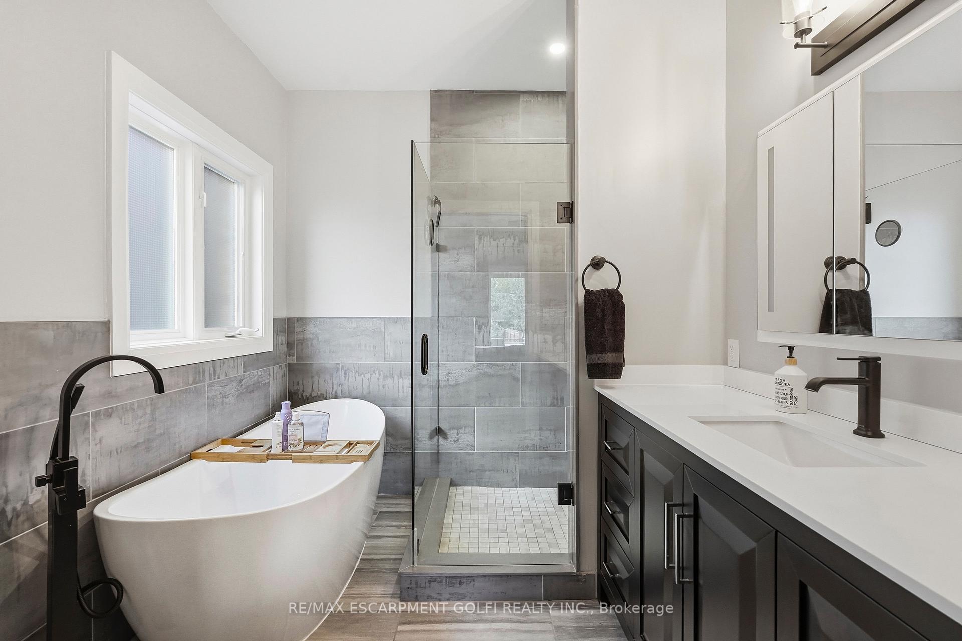 Photo 12 of 3614 Henshaw Place, Burlington, Roseland — HOMEH