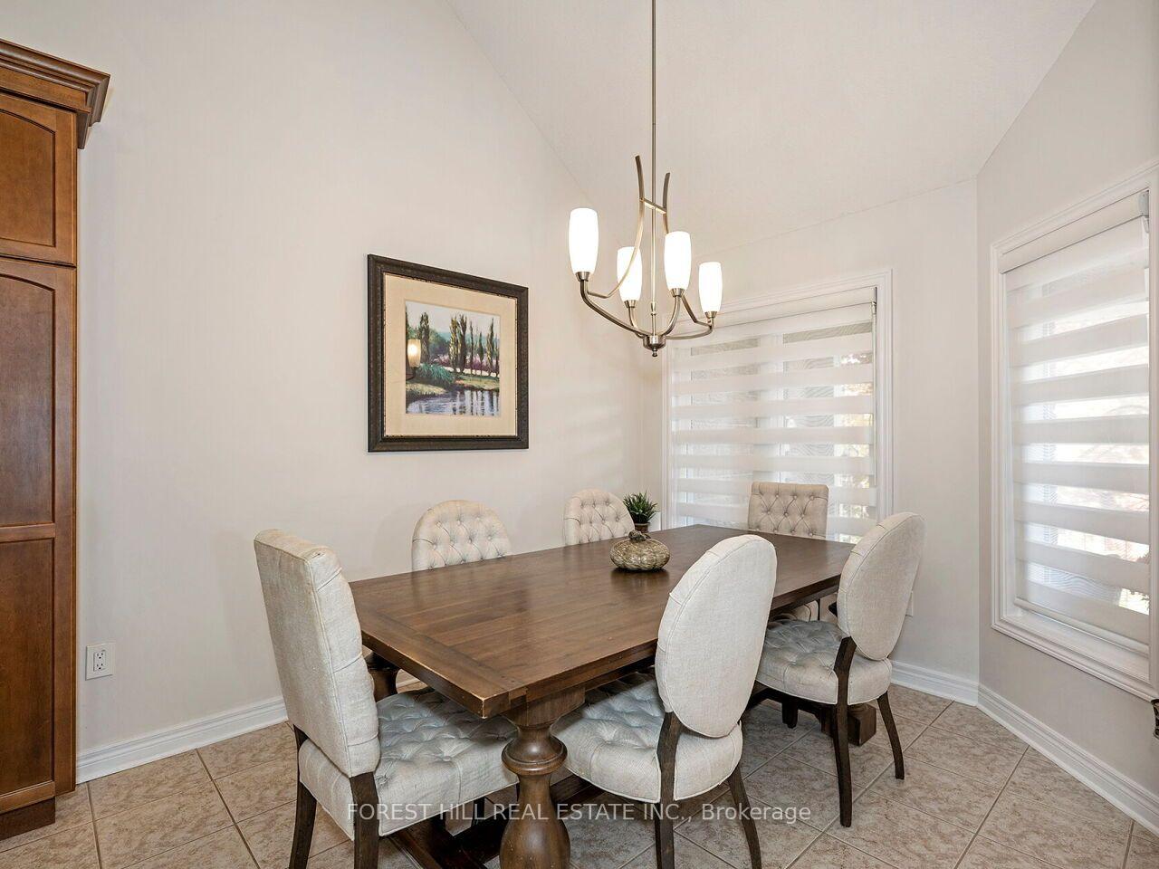 Photo 5 of 112 McArthur Crescent, Guelph, Pineridge/Westminster Woods — HOMEH