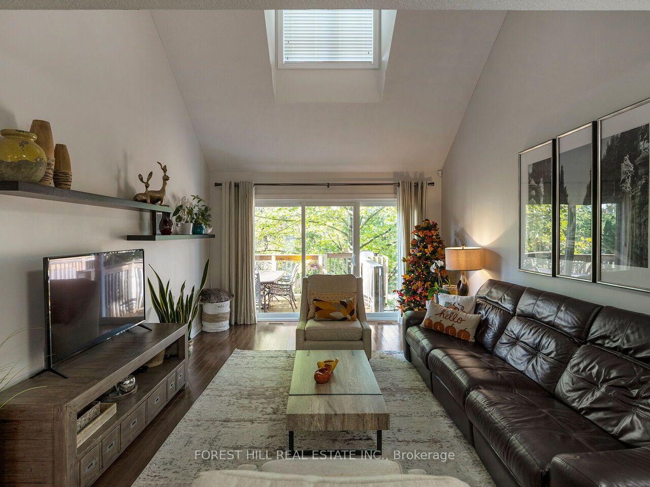 Photo 13 of 112 McArthur Crescent, Guelph, Pineridge/Westminster Woods — HOMEH