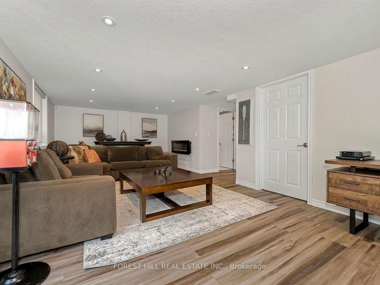 Photo 27 of 112 McArthur Crescent, Guelph, Pineridge/Westminster Woods — HOMEH