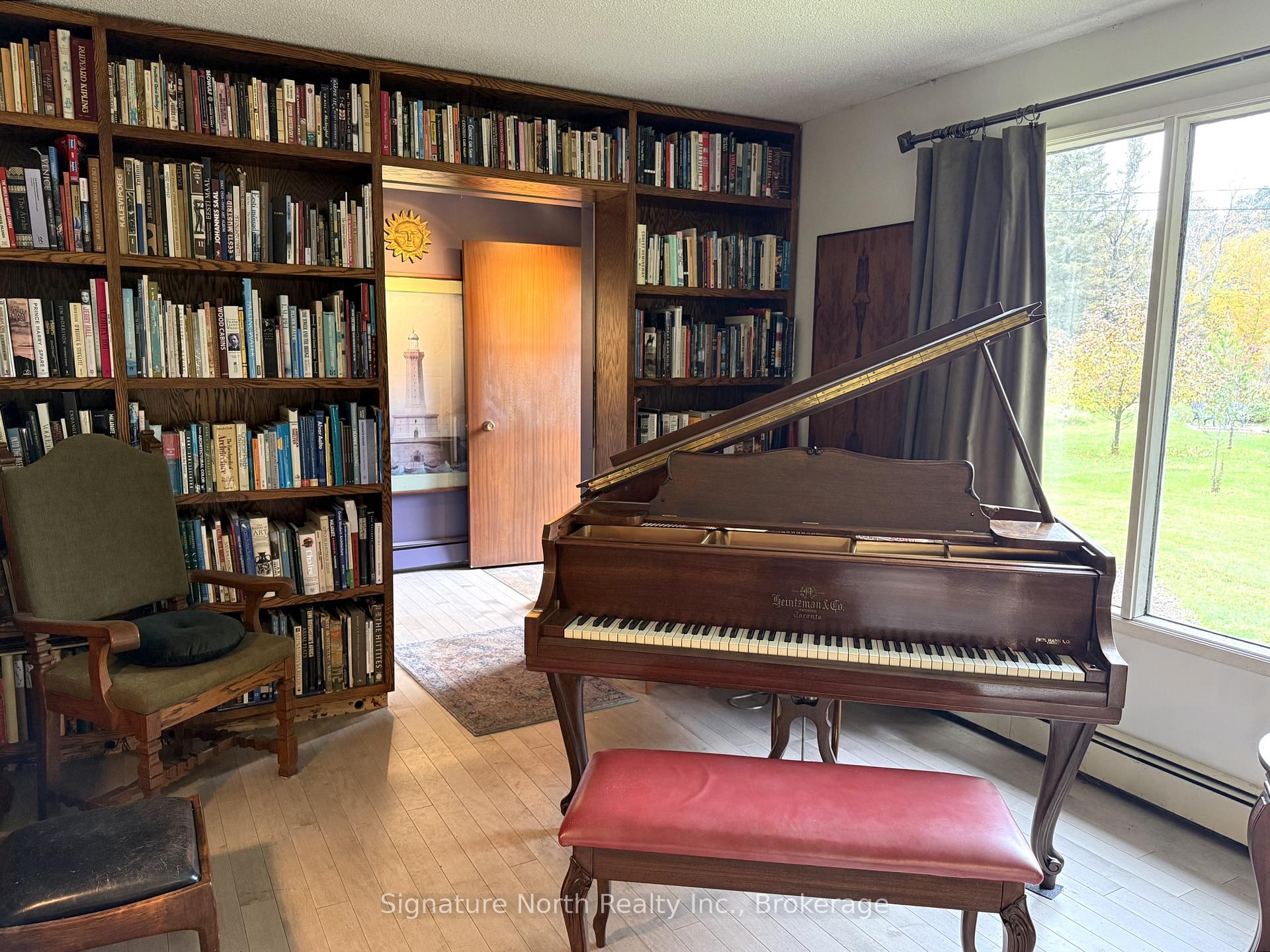 Photo 9 of 1027 Riverdale Road, Thunder Bay, Riverdale Road — HOMEH