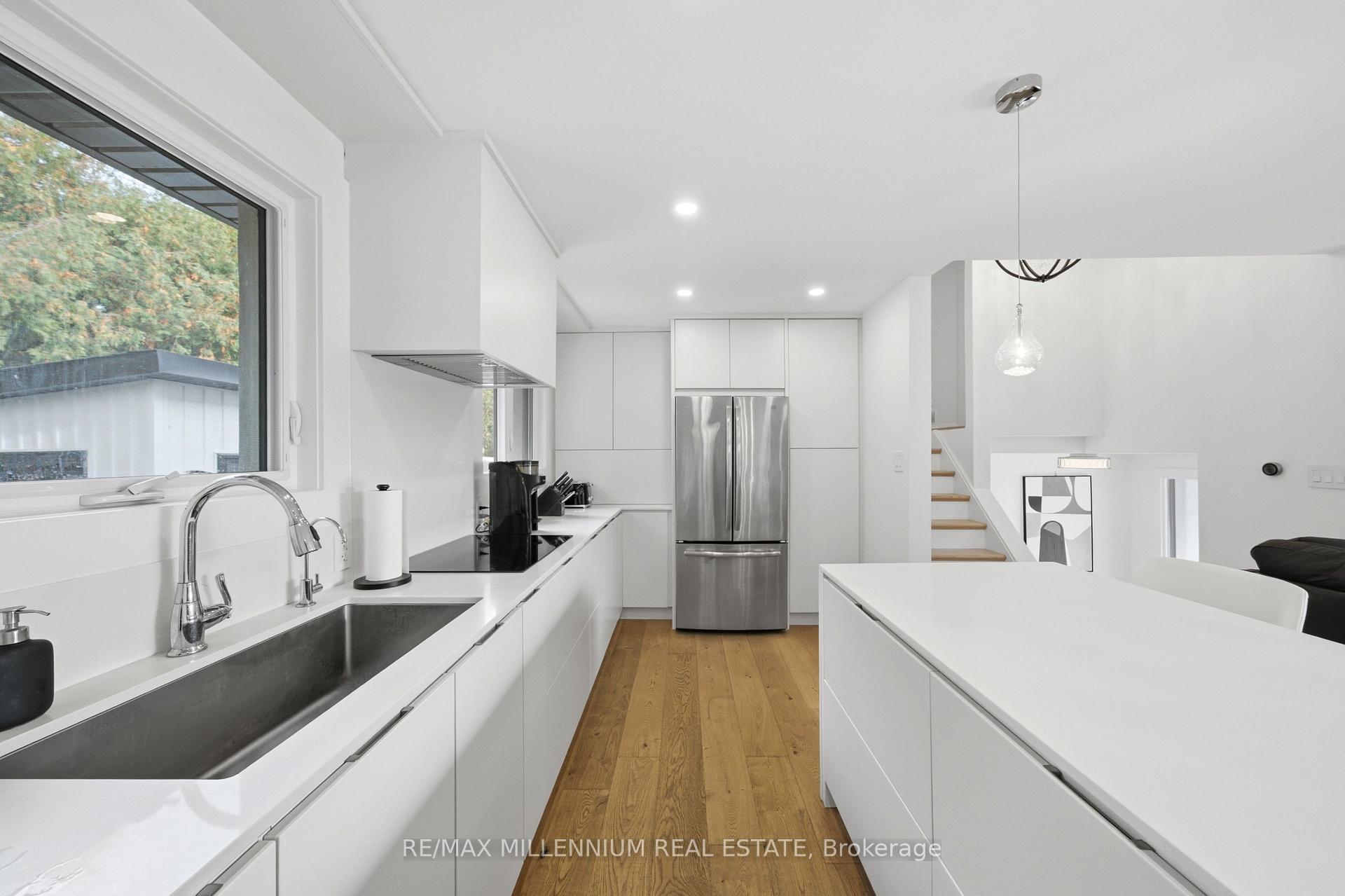 Photo 13 of 14 Crombie Place, Halton Hills, Georgetown — HOMEH