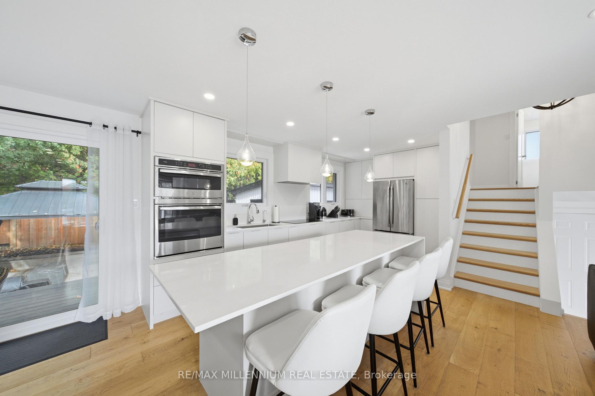 Photo 16 of 14 Crombie Place, Halton Hills, Georgetown — HOMEH