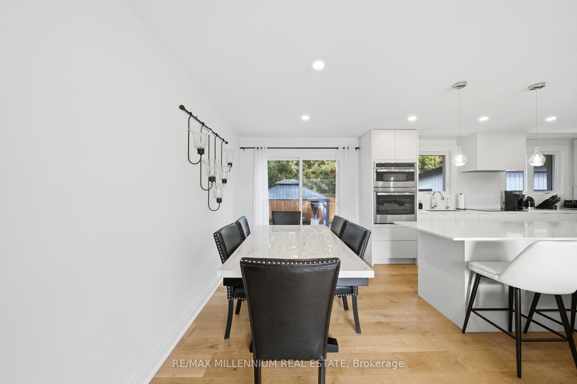 Photo 17 of 14 Crombie Place, Halton Hills, Georgetown — HOMEH