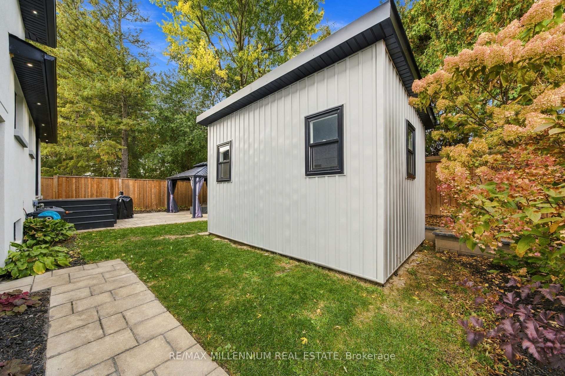 Photo 33 of 14 Crombie Place, Halton Hills, Georgetown — HOMEH
