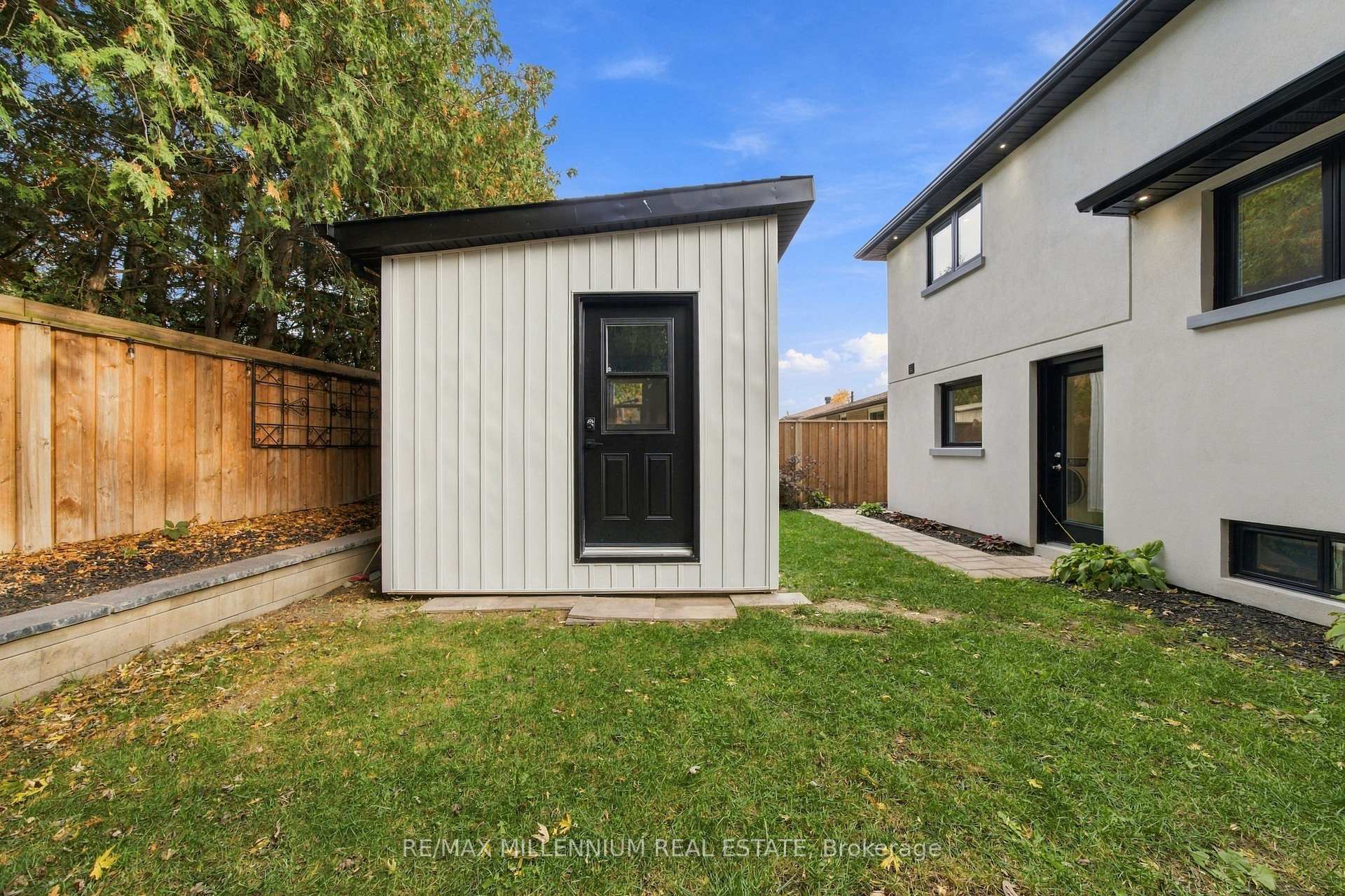 Photo 37 of 14 Crombie Place, Halton Hills, Georgetown — HOMEH