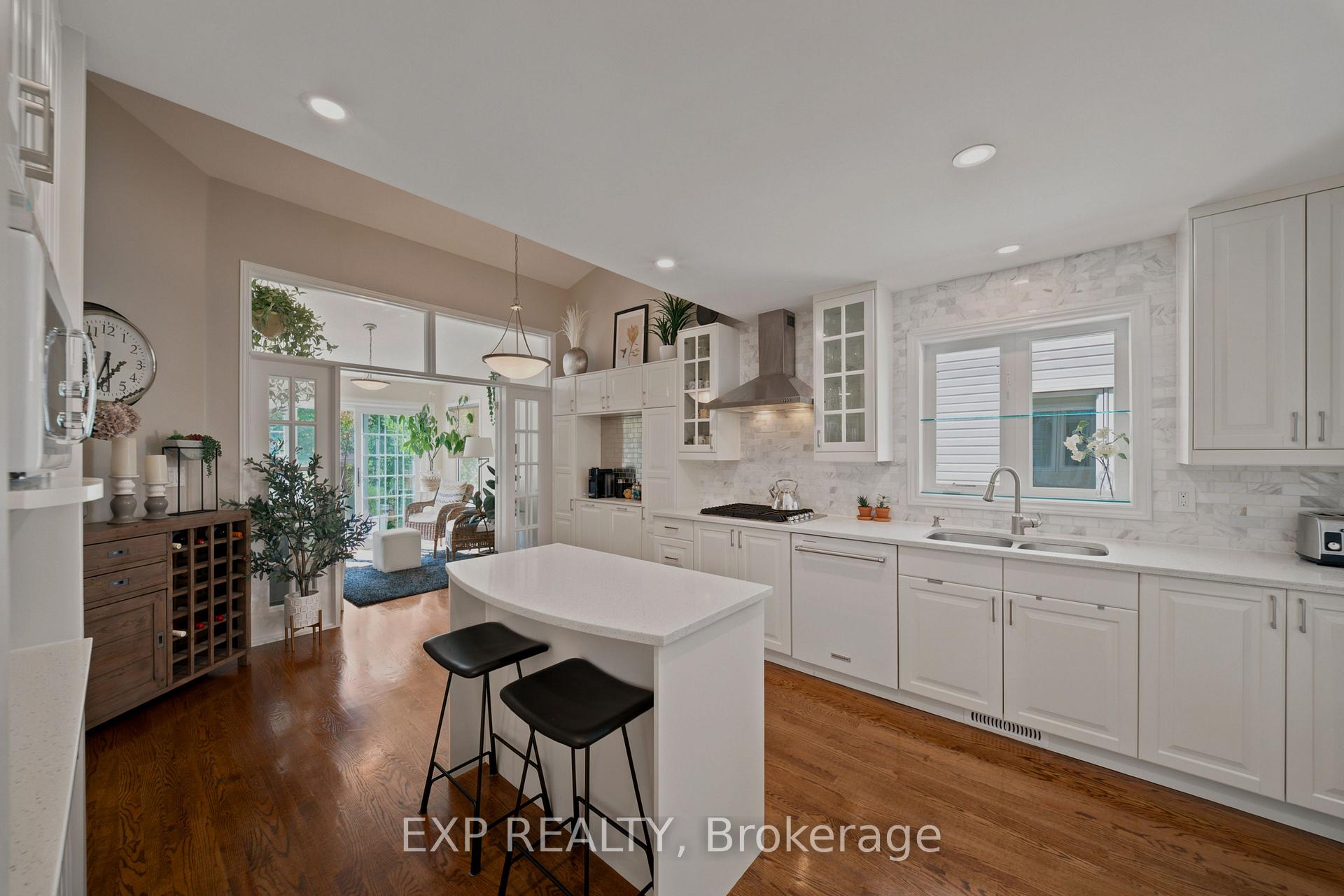 Photo 12 of 16 Bridlegate Place, Ottawa, Craig Henry/Woodvale — HOMEH