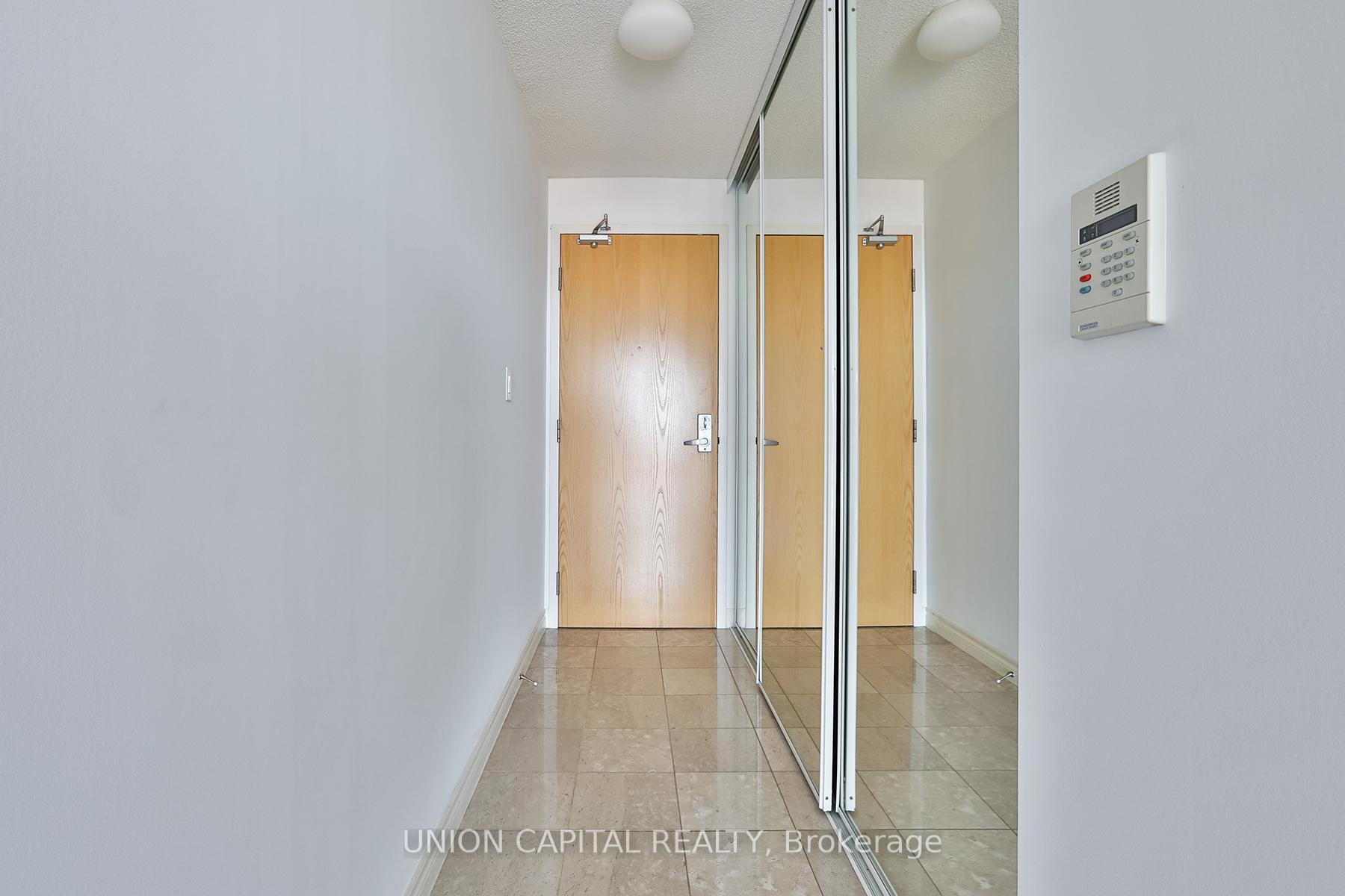 Photo 3 of Unit 1801, 88 Grangeway Avenue, Scarborough, Woburn — HOMEH