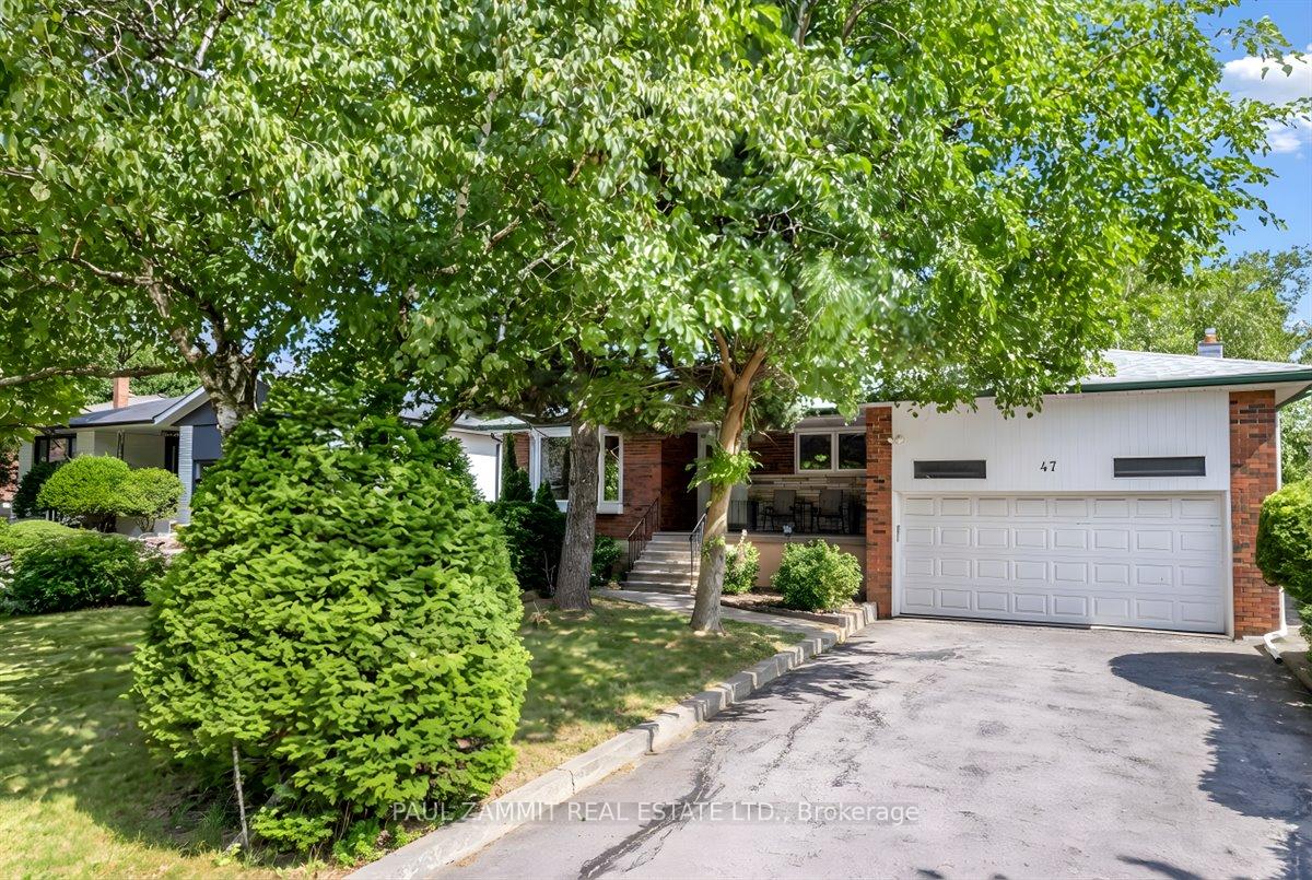 Photo 2 of 47 Ladyslipper Court, Markham, Bayview Glen — HOMEH