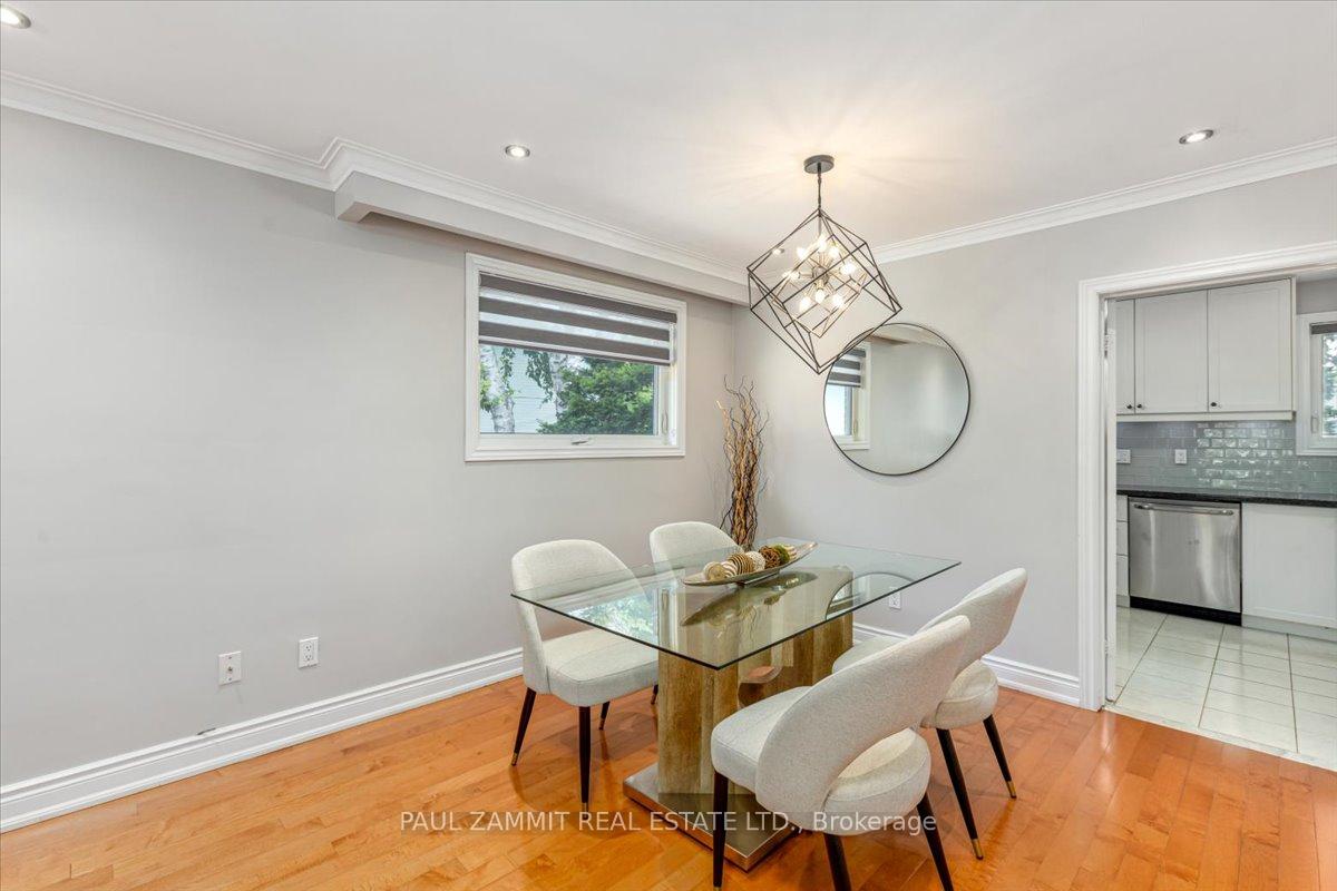 Photo 9 of 47 Ladyslipper Court, Markham, Bayview Glen — HOMEH