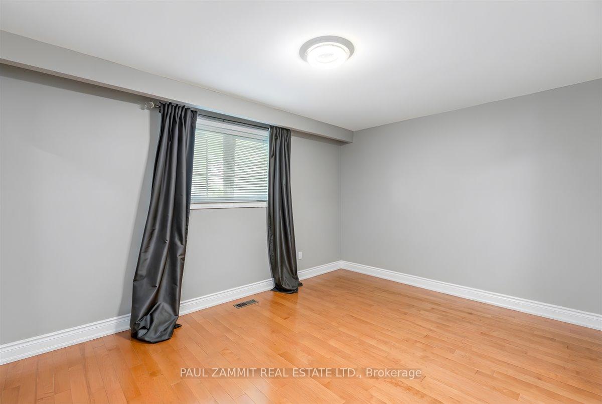 Photo 16 of 47 Ladyslipper Court, Markham, Bayview Glen — HOMEH