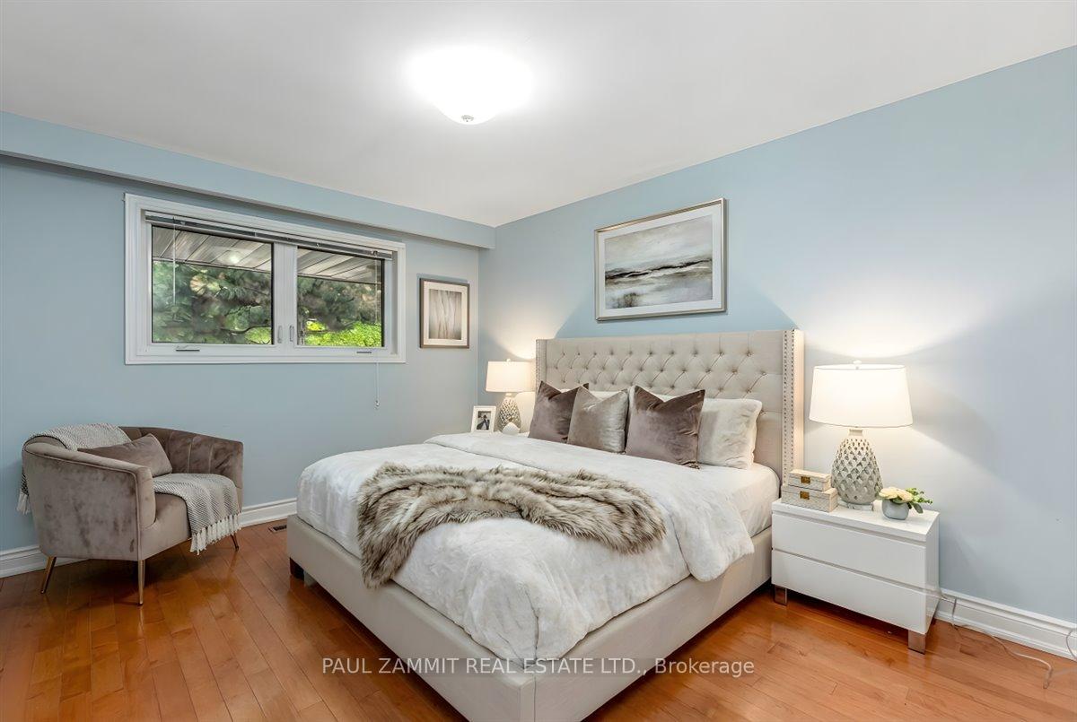 Photo 19 of 47 Ladyslipper Court, Markham, Bayview Glen — HOMEH