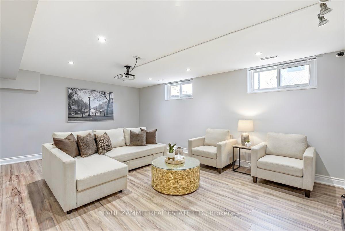 Photo 23 of 47 Ladyslipper Court, Markham, Bayview Glen — HOMEH