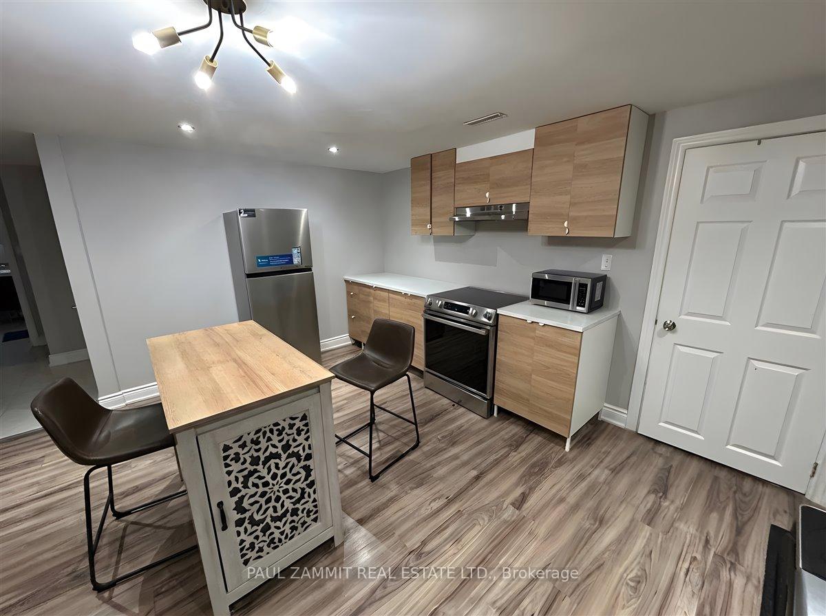Photo 27 of 47 Ladyslipper Court, Markham, Bayview Glen — HOMEH