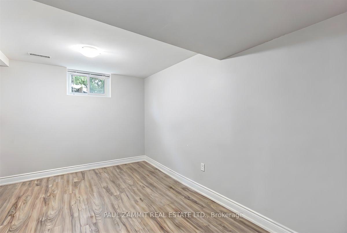 Photo 31 of 47 Ladyslipper Court, Markham, Bayview Glen — HOMEH