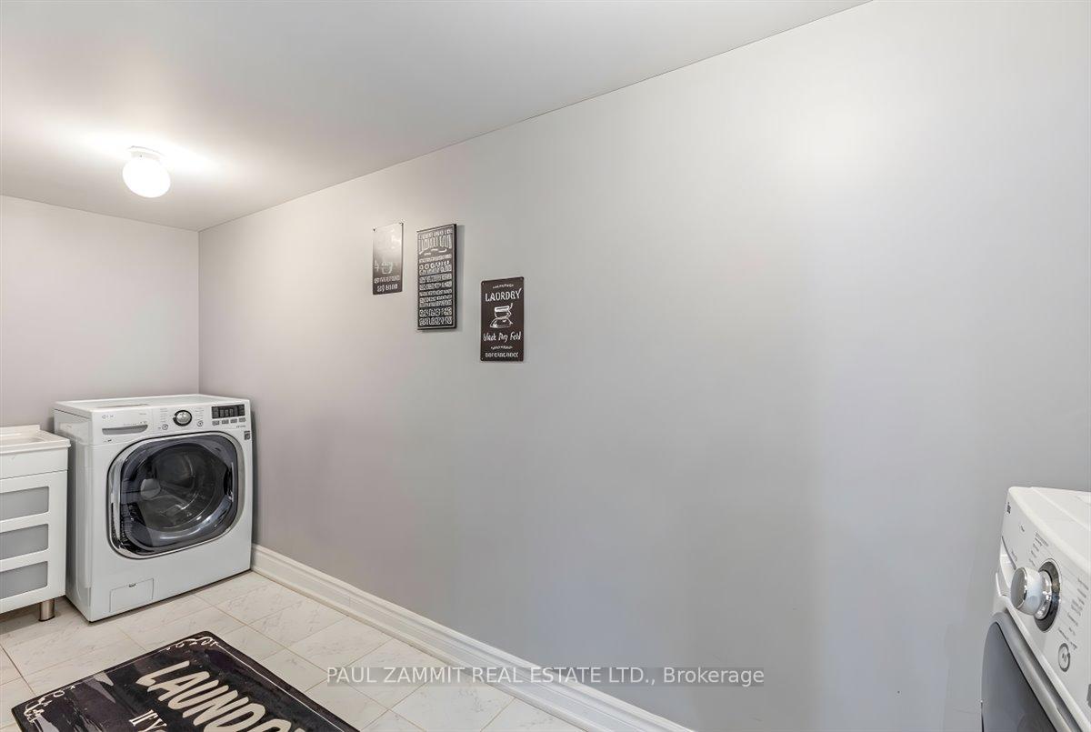 Photo 35 of 47 Ladyslipper Court, Markham, Bayview Glen — HOMEH