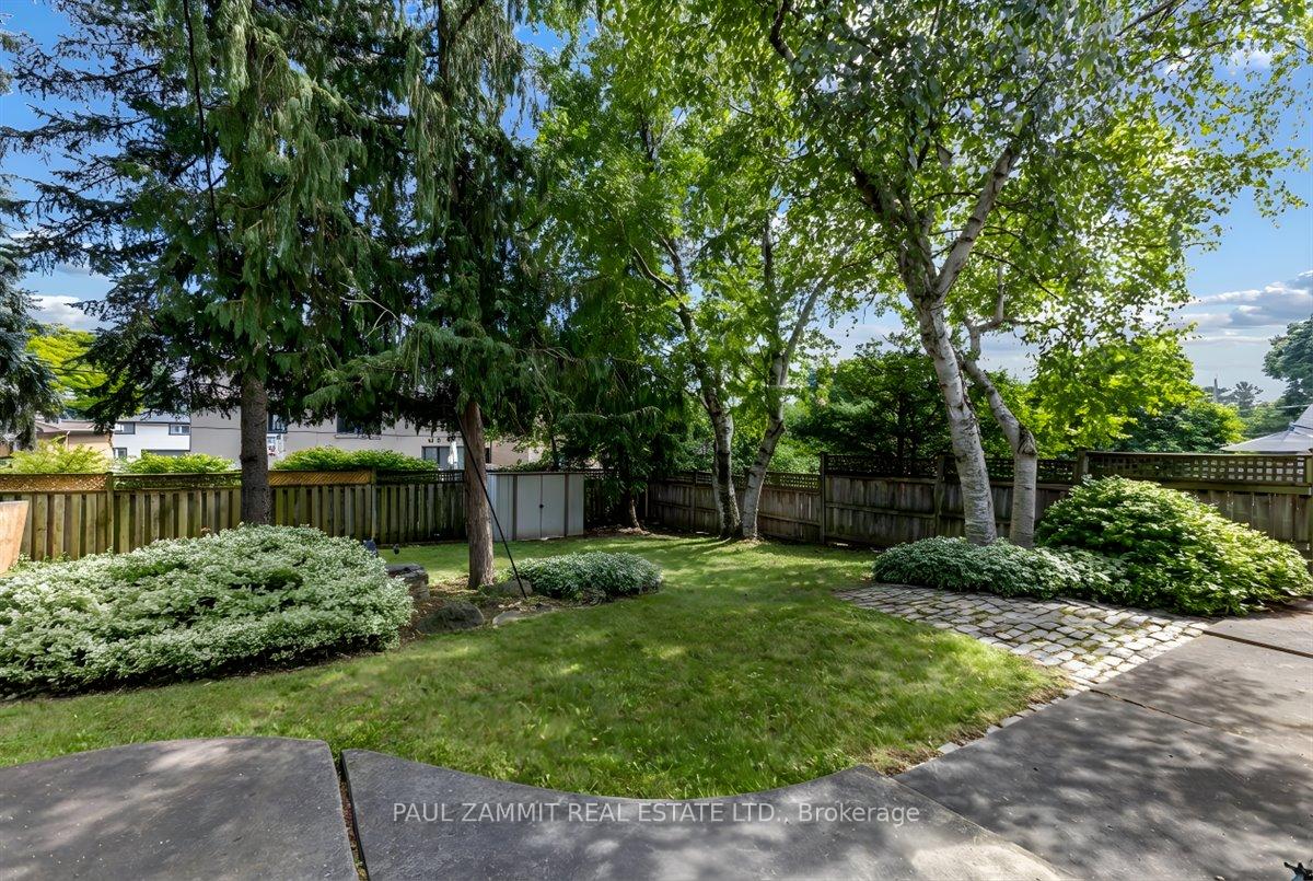 Photo 38 of 47 Ladyslipper Court, Markham, Bayview Glen — HOMEH