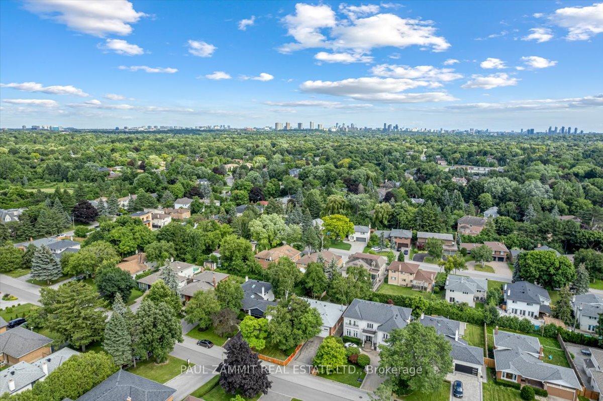 Photo 43 of 47 Ladyslipper Court, Markham, Bayview Glen — HOMEH