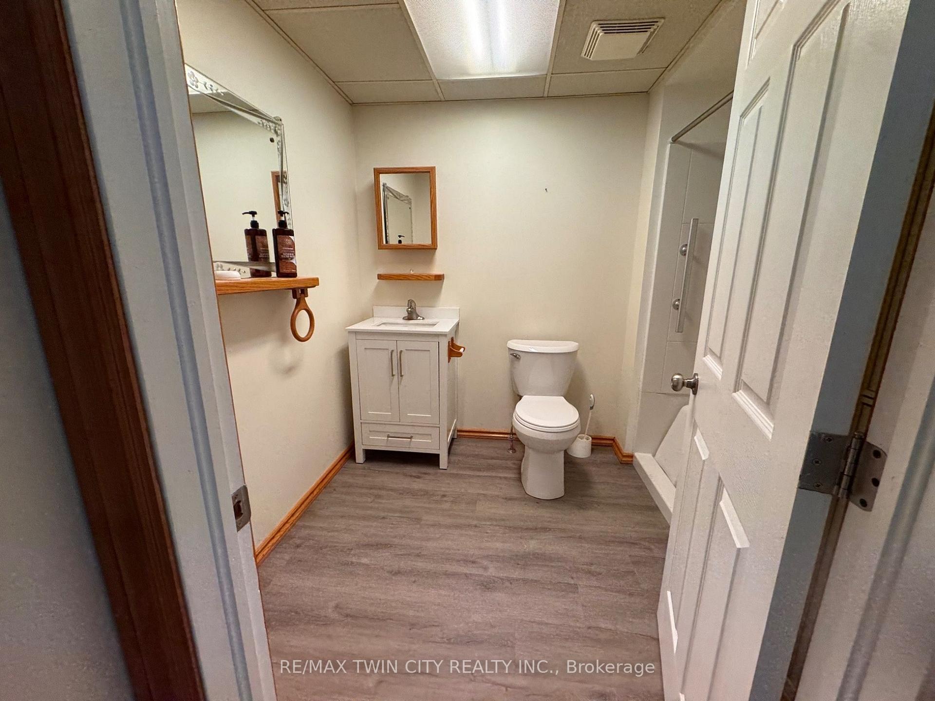 Photo 12 of Unit D, 777 James Street, Norfolk, Delhi — HOMEH