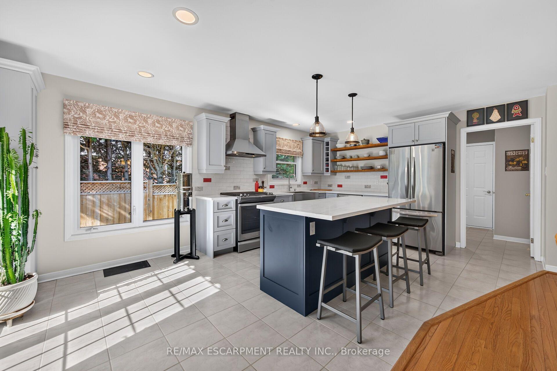 Photo 15 of 14 Steflar Street, Pelham, Fonthill — HOMEH