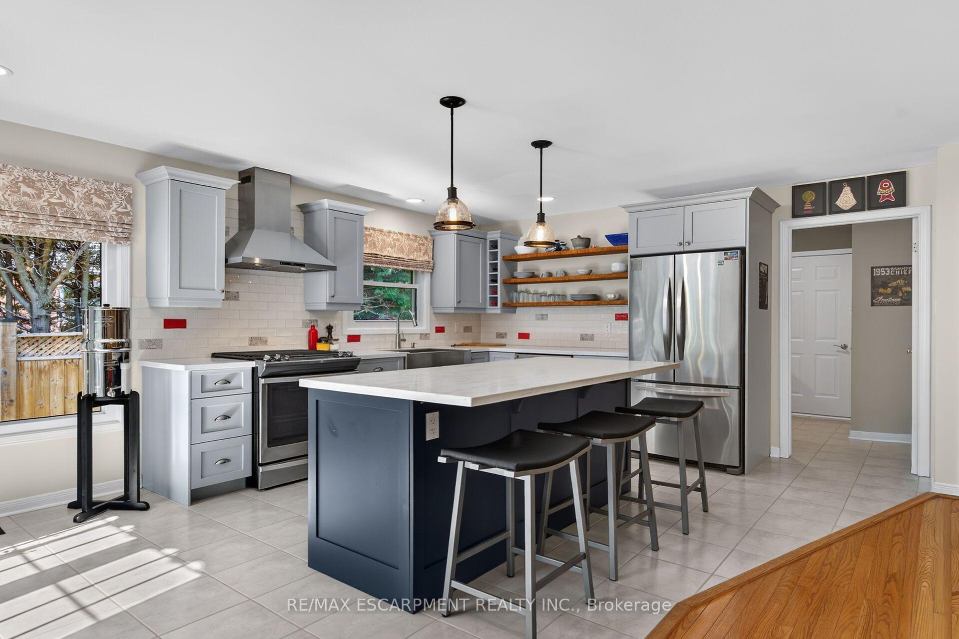 Photo 16 of 14 Steflar Street, Pelham, Fonthill — HOMEH