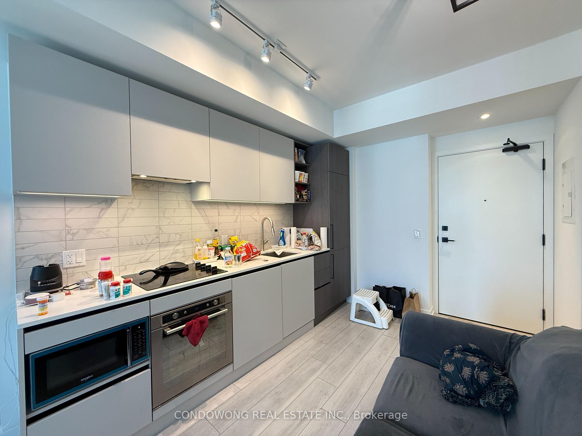 Photo 2 of Unit 2207, 55 Mercer Street, Toronto, Waterfront Communities — HOMEH