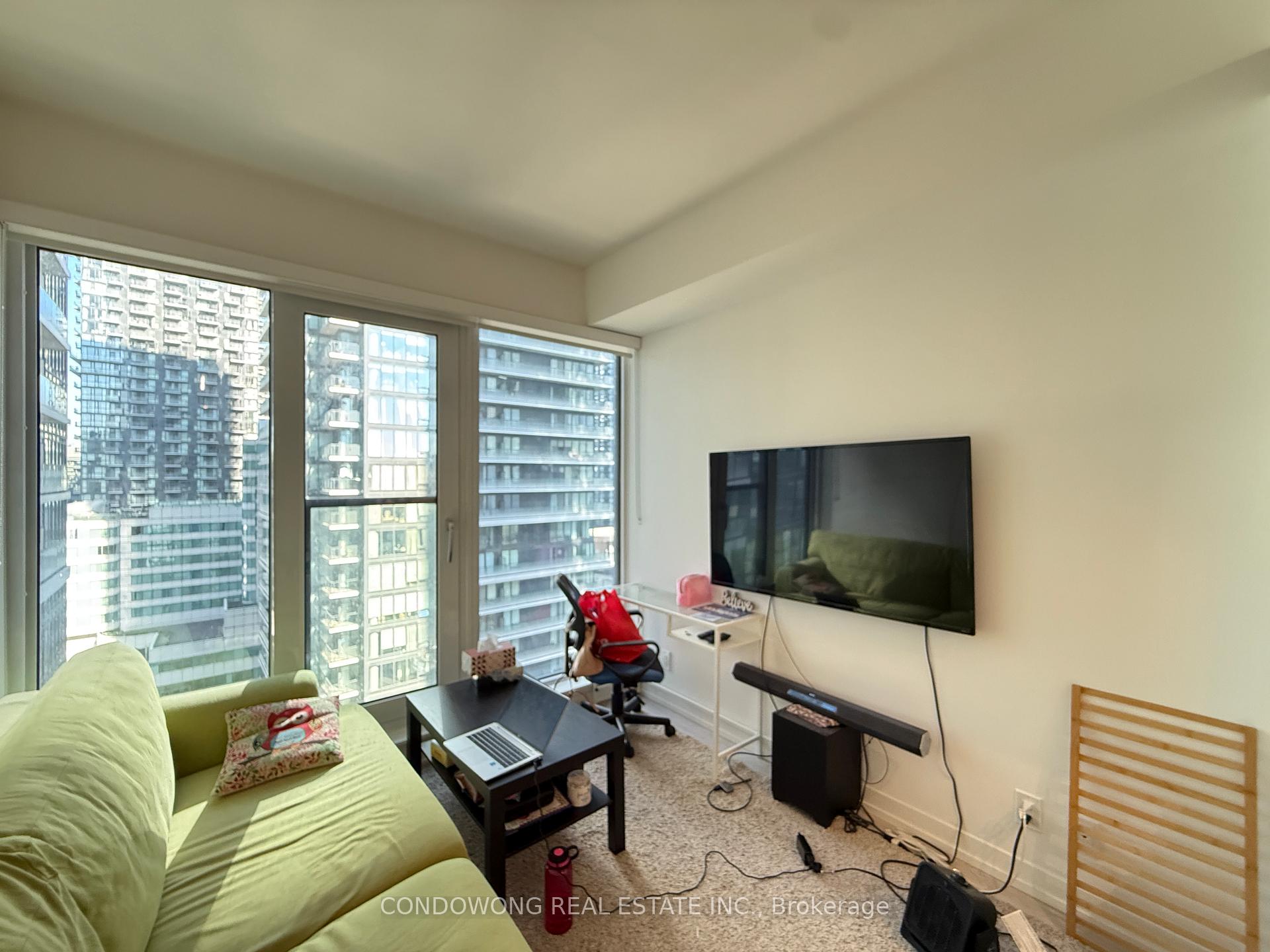Photo 4 of Unit 2207, 55 Mercer Street, Toronto, Waterfront Communities — HOMEH
